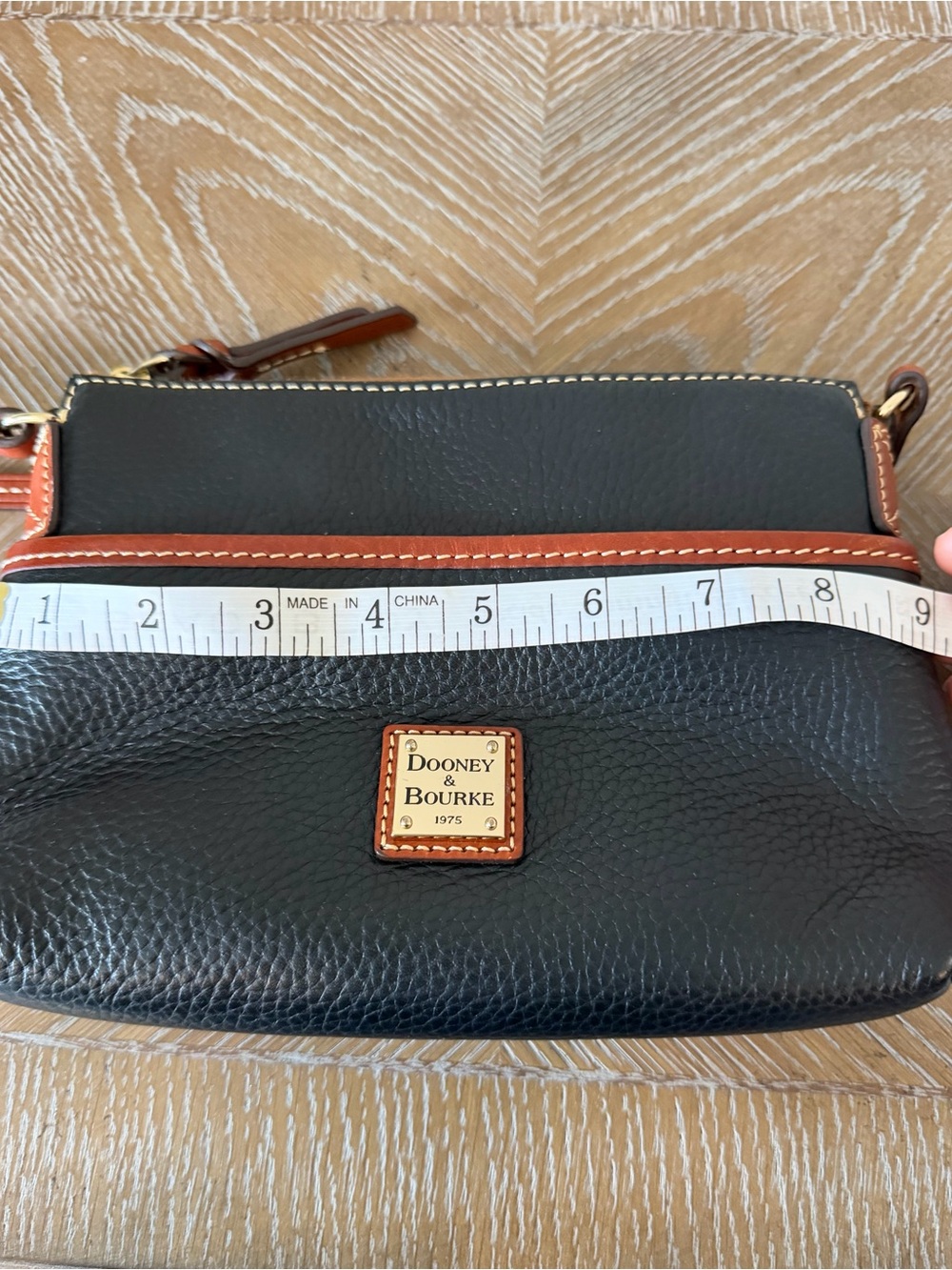 Dooney & Bourke Leather Crossbody Purse - Picture 4 of 10